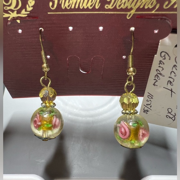 Premier Designs Secret Garden Earrings - Picture 3 of 3